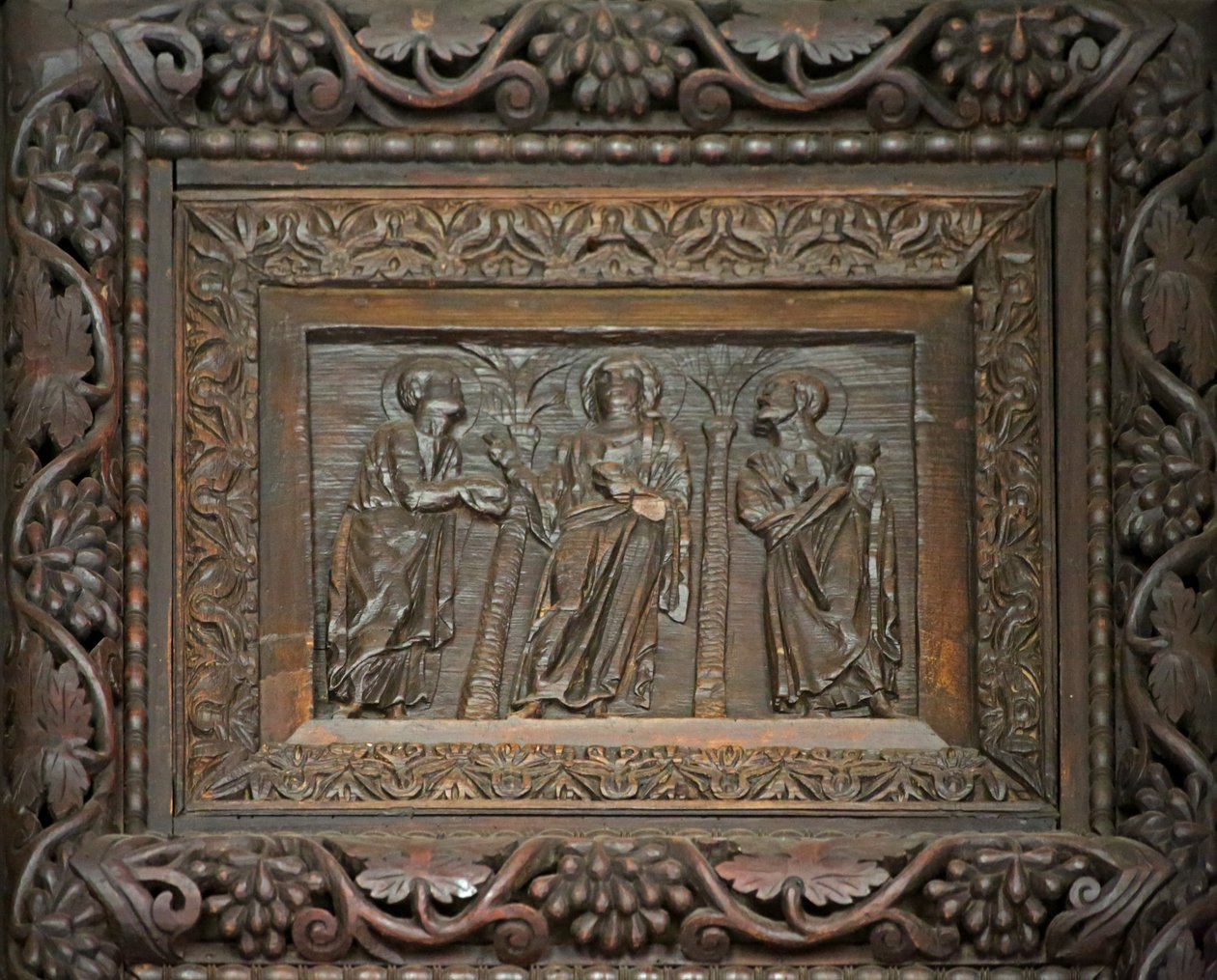 Panel fra 5C dør: Kristus med to disciple af Unknown