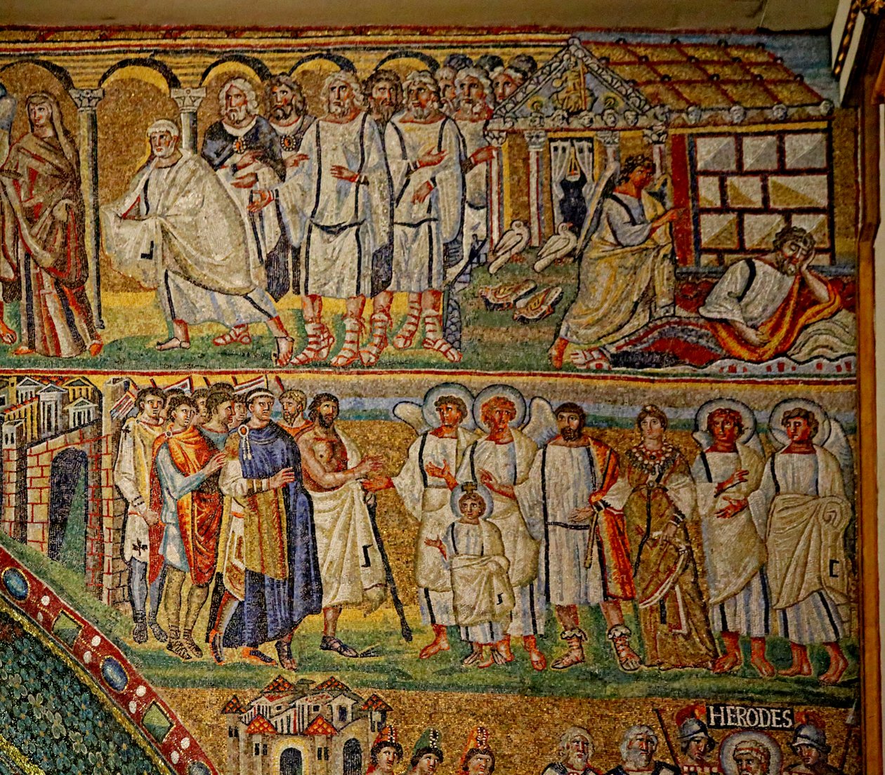 Den højre hånds apsisbue (triumfbuen) med Joseph advaret i en drøm? Flugten til Egypten (ankommer der)? af Unknown