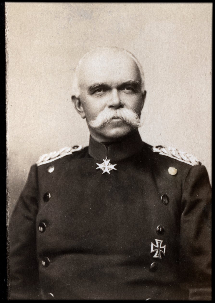 Portræt af Georg (Georges) Leo Graf von Caprivi de Caprera de Montecuccoli (1831-1899) af French Photographer