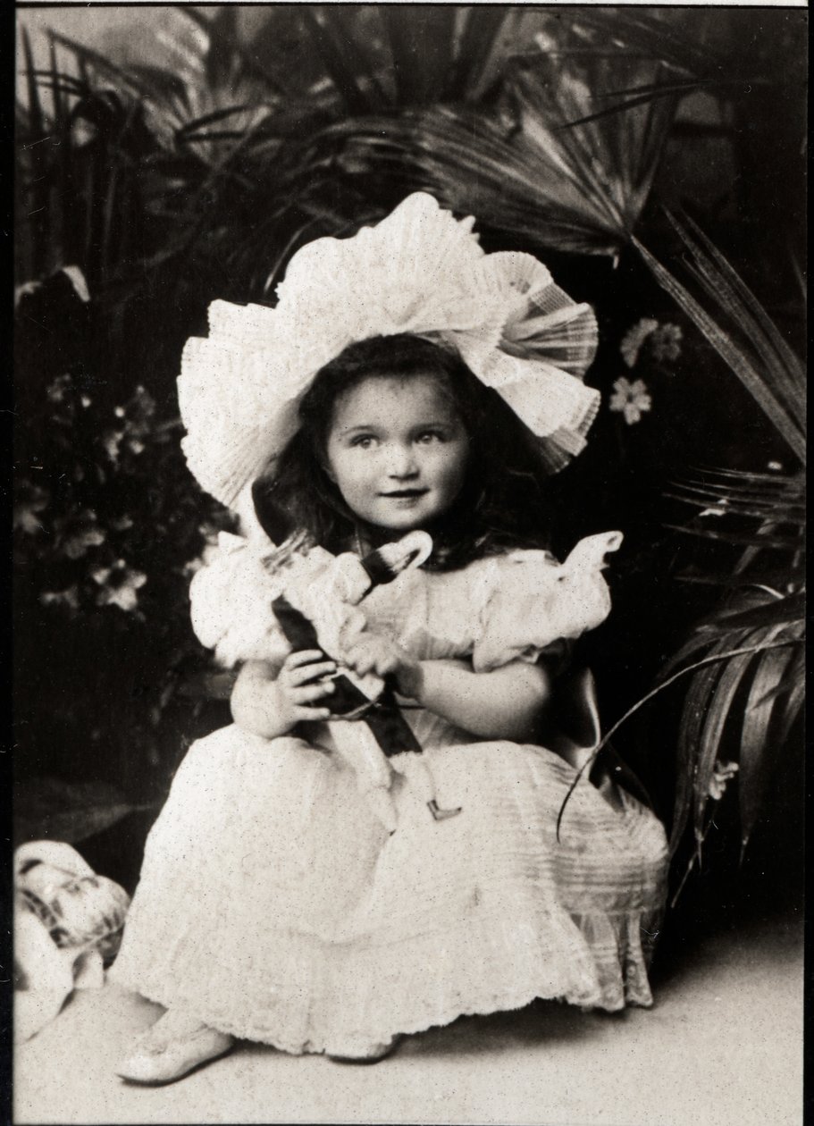 Portræt af storhertuginde Olga Nikolaevna Romanova af Rusland (1897-1918). af French Photographer
