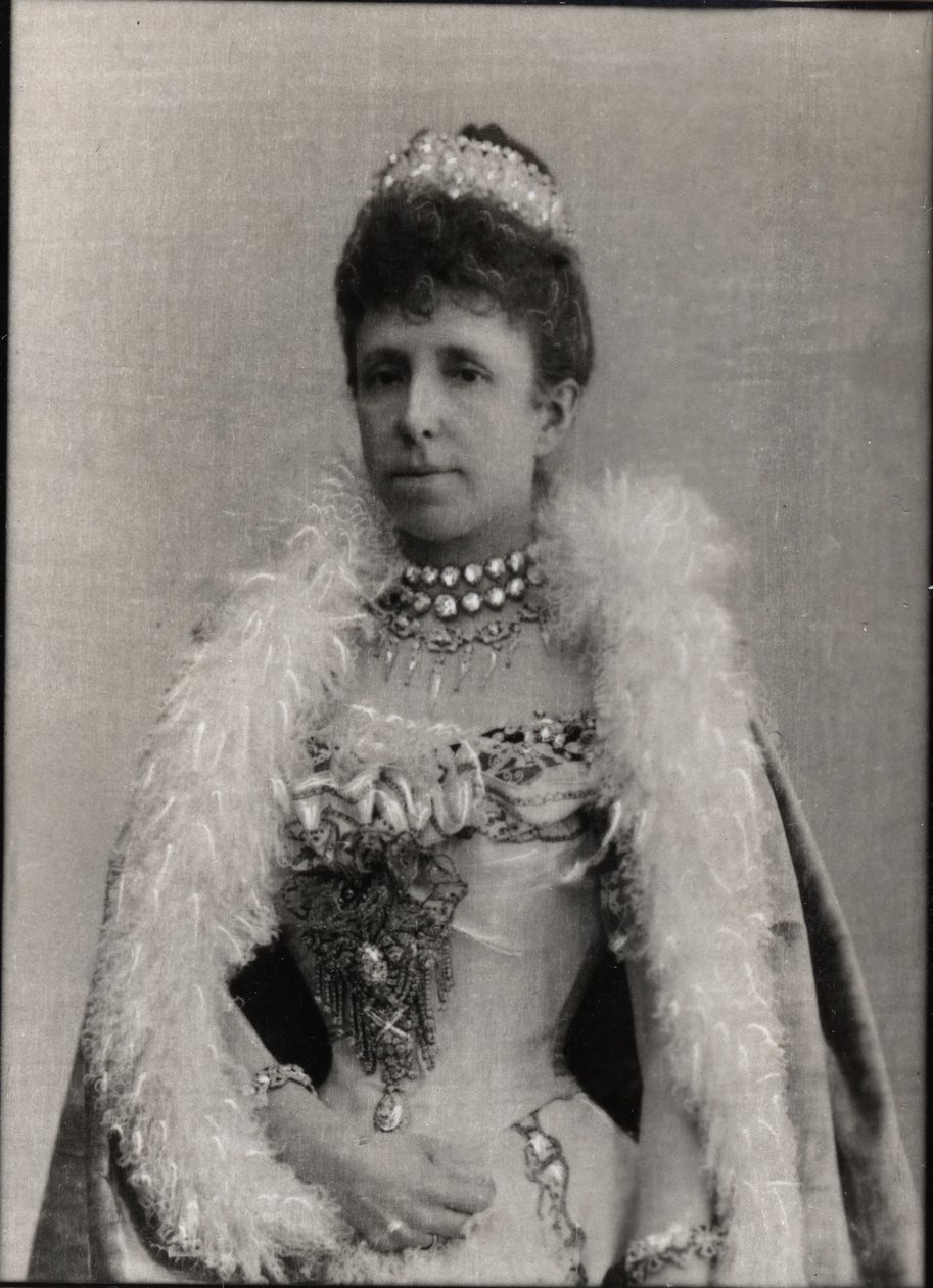 Portræt af Maria Christina af Østrig (1858-1929), regentdronning af Spanien. af French Photographer