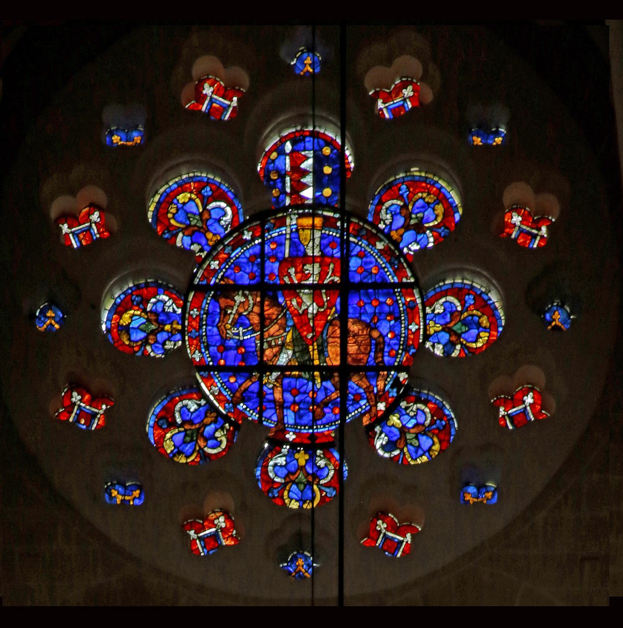 Rose vindue forestillende Simon de Montfort, Chartres katedral af French School