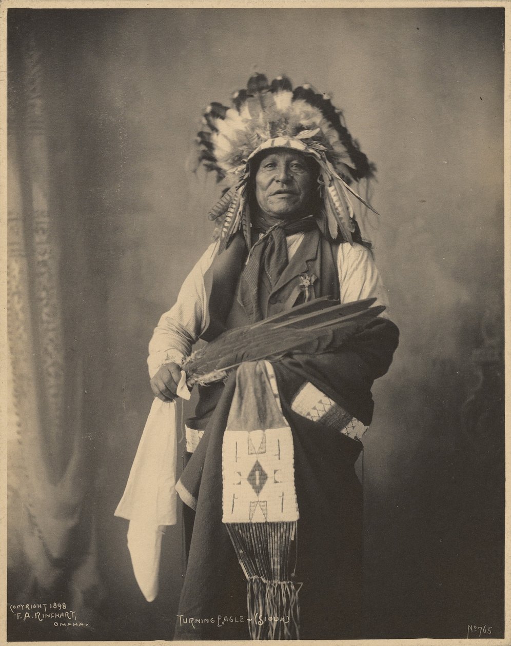 Turning Eagle, Sioux af Adolph F. Muhr