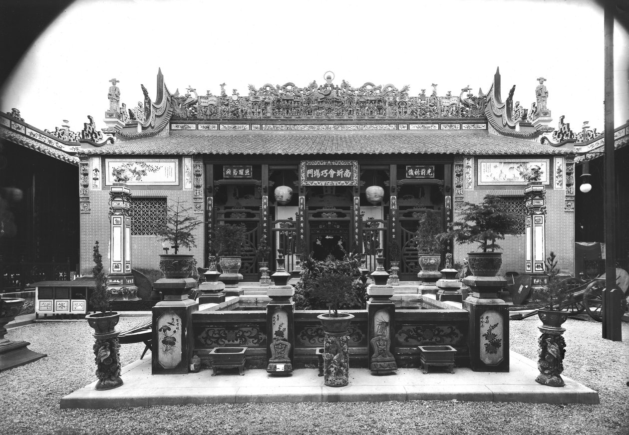 Den kinesiske pavillon på verdensudstillingen i 1889 i Paris af Adolphe Giraudon
