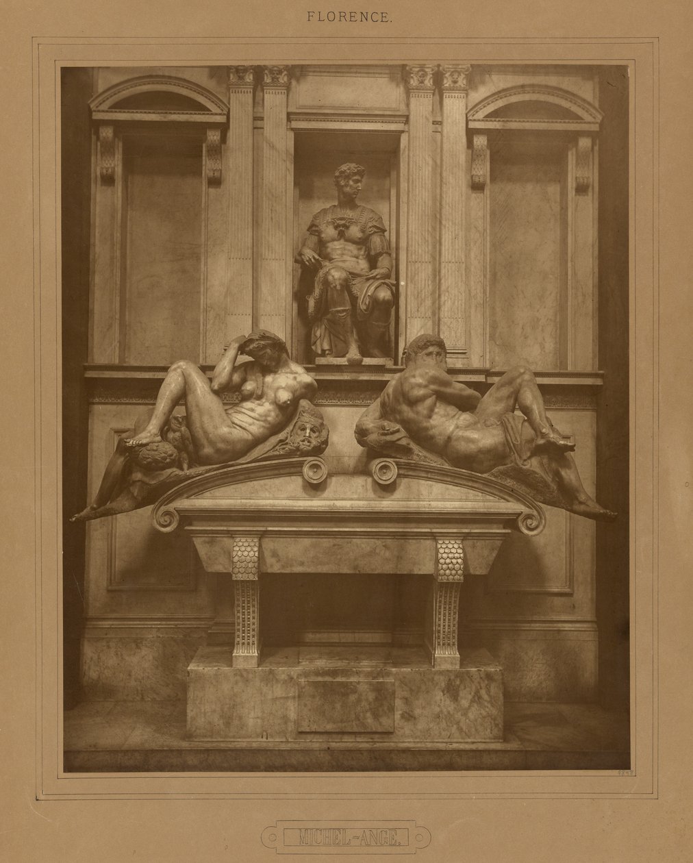 [Michelangelos Medici-grav, Firenze]. af Adolphe Braun