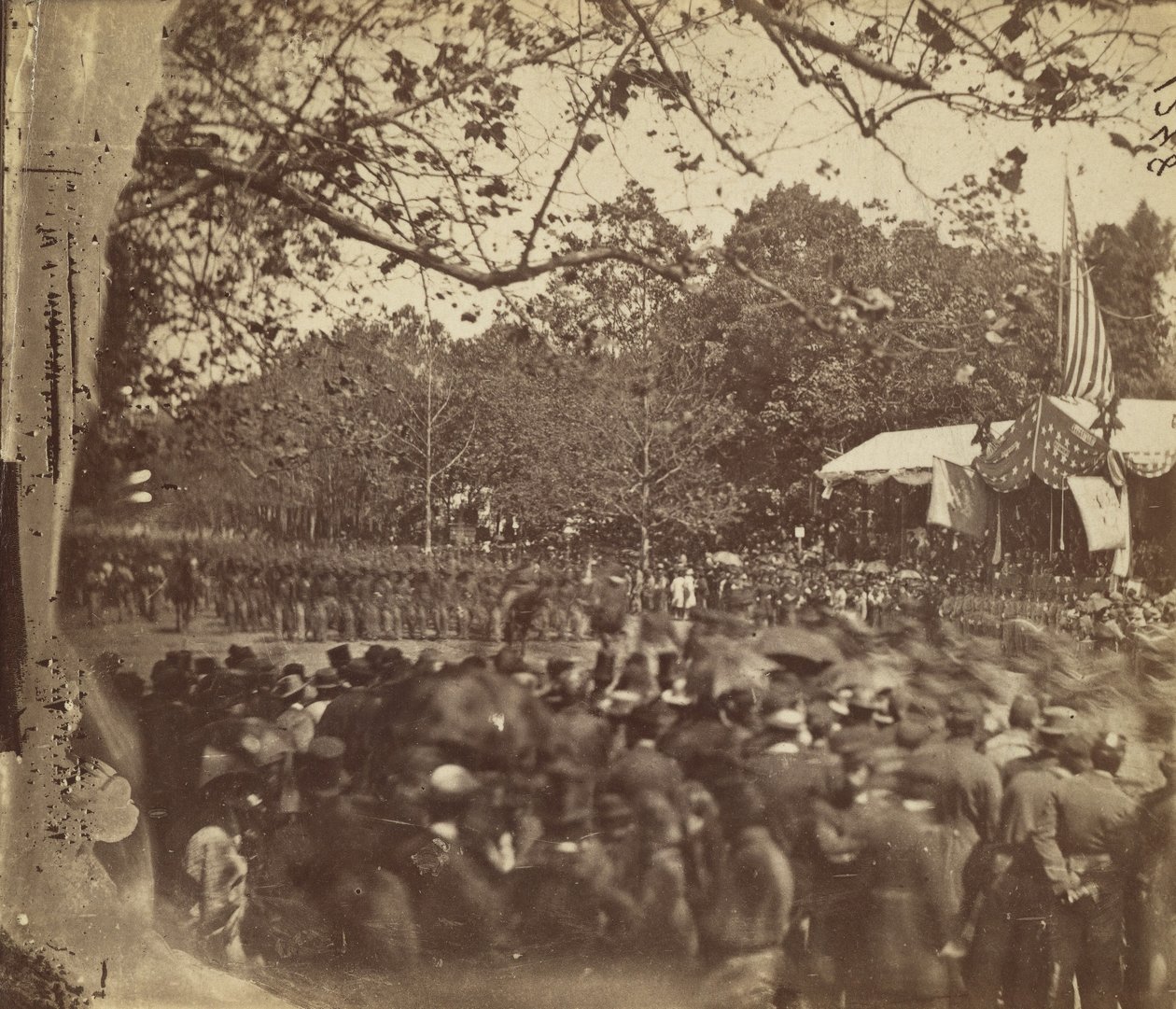 [Grand Army Review, Washington, D.C.], maj 1865. af Alexander Gardner