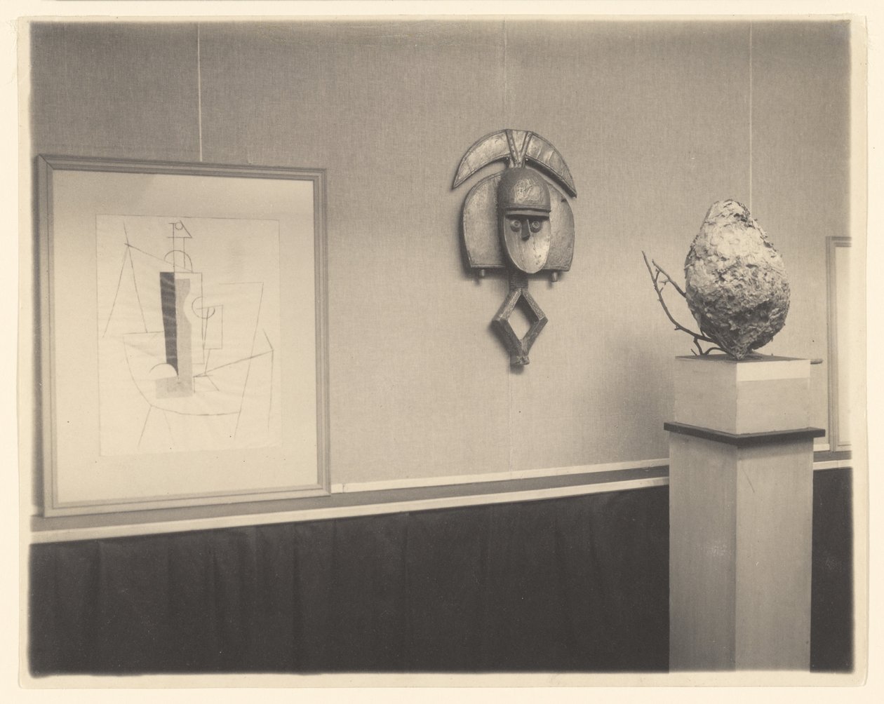 [Detalje af Picasso-Braque-udstillingen på 291]. af Alfred Stieglitz
