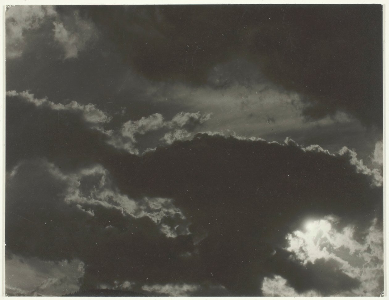 Tilsvarende, 1927. af Alfred Stieglitz