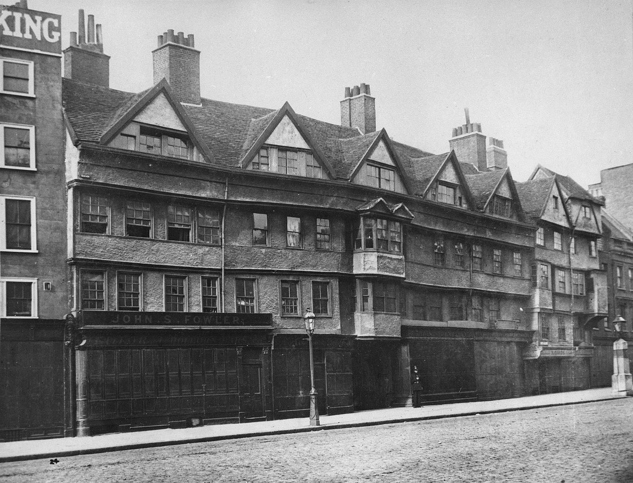 Holborn Barer, ca. 1878 af Alfred and John Bool