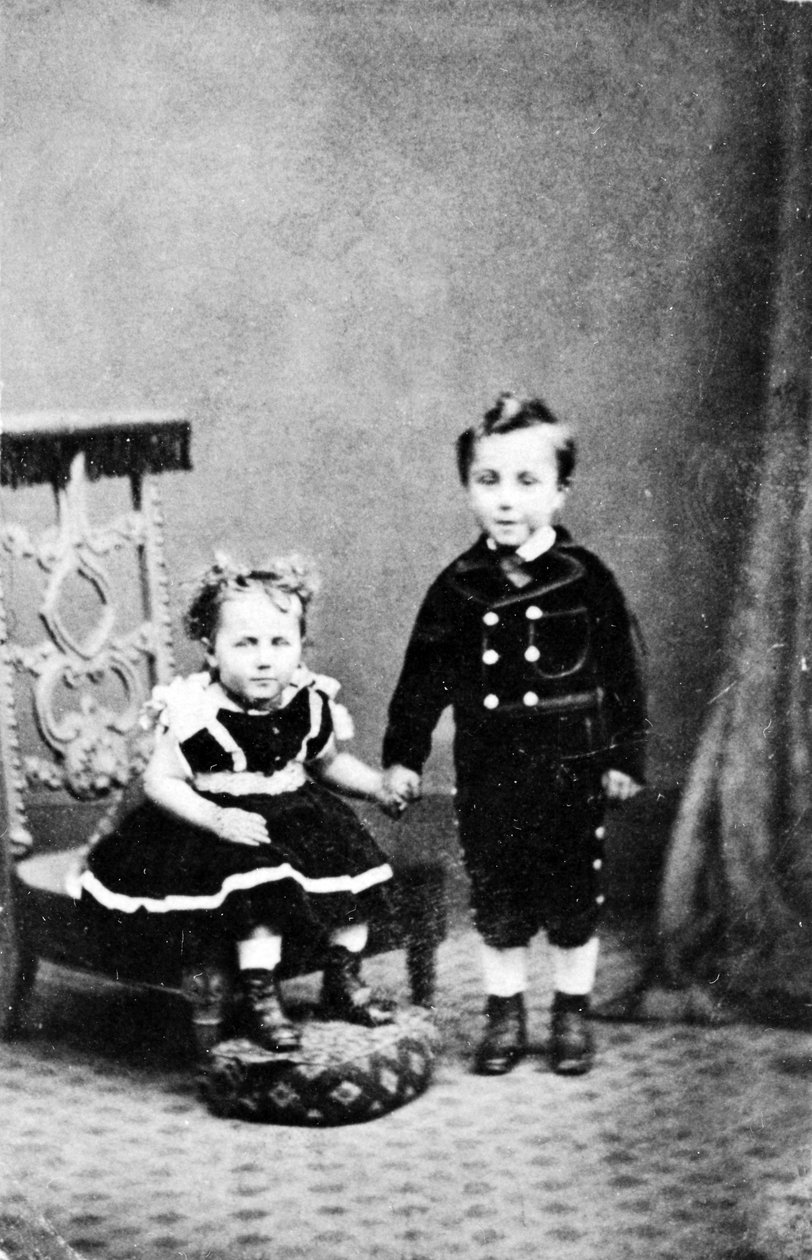 Portræt af en ung dreng og hans søster, ca. 1860 af American Photographer
