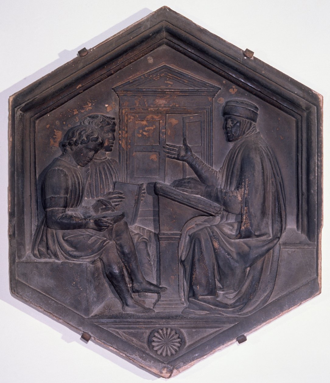 Grammatik, sekskantet dekorativ flise fra en serie, der forestiller de syv liberale kunster, muligvis baseret på design af Giotto (ca. 1266-1337) ca. 1334-48 (marmor) af Andrea Pisano