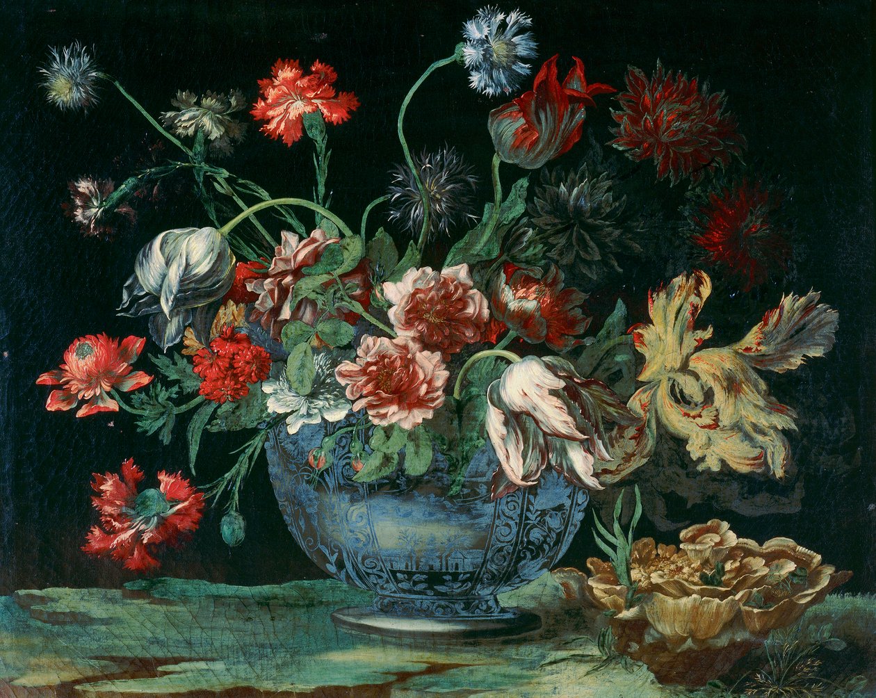 Kumme af kinesisk porcelæn med et bundt blomster af Andrea the Elder Scacciati