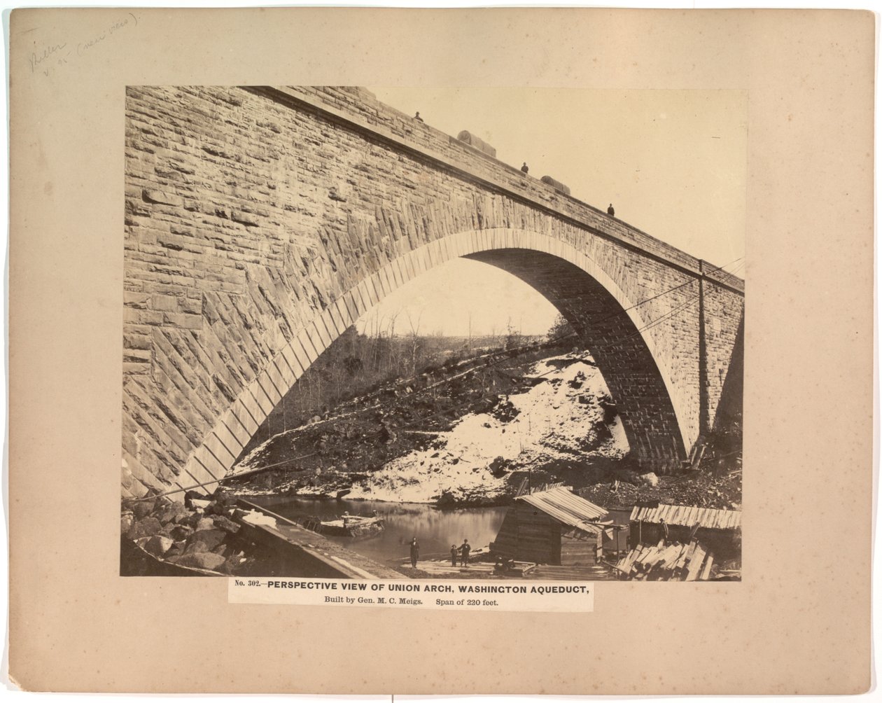 nr. 302. Perspektivudsigt over Union Arch, Washington-akvædukten, ca. 1861-1865 (sepiafoto) af Andrew Joseph Russell