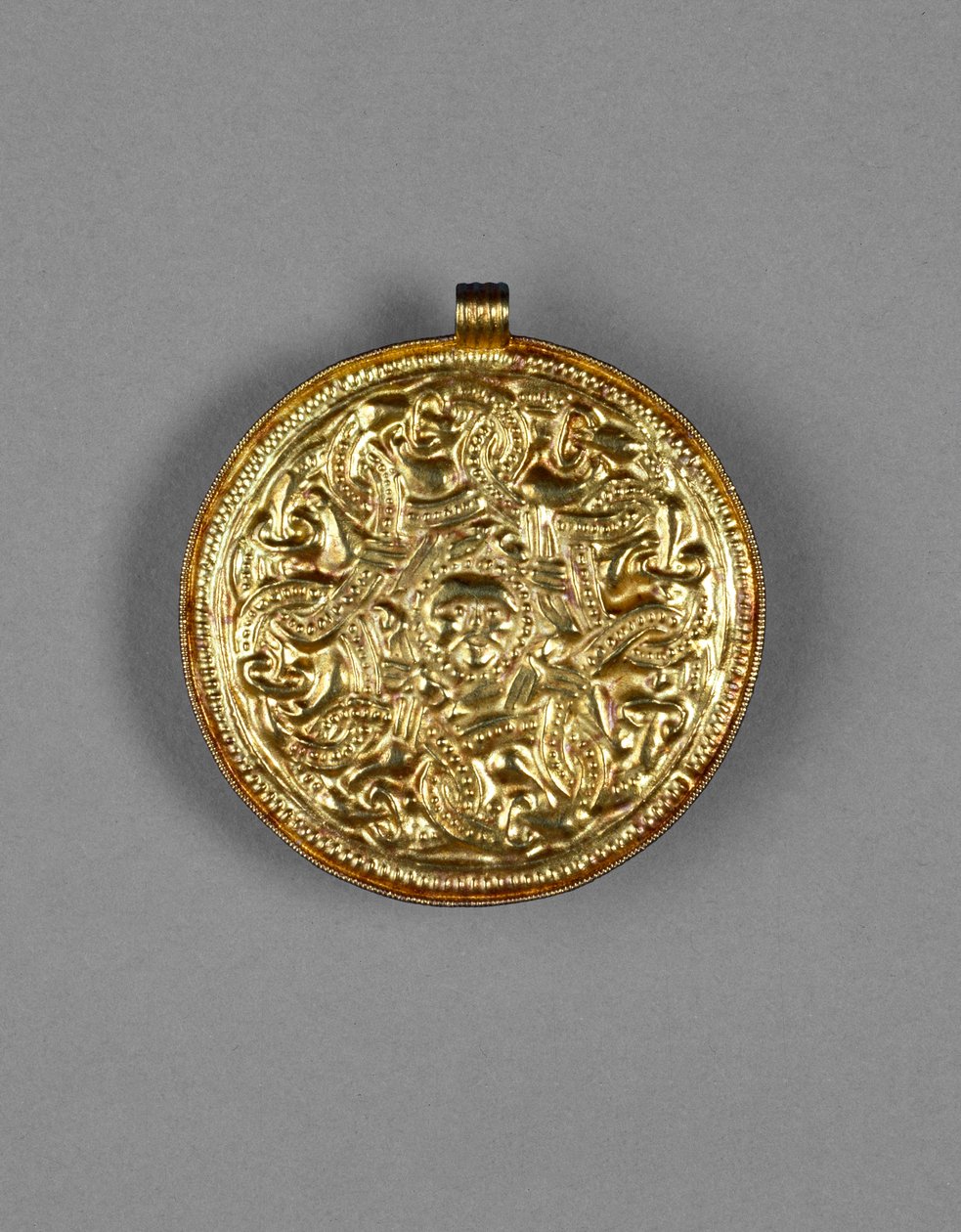 Brakteat vedhæng, fra Faversham, Kent, angelsaksisk (guld) af Anglo Saxon