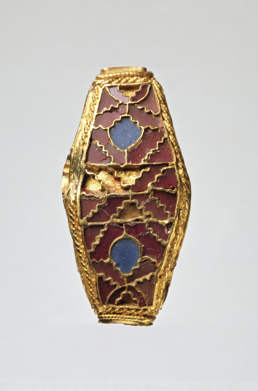 Firsidet lentoid perle (emalje, granat og guld) af Anglo Saxon