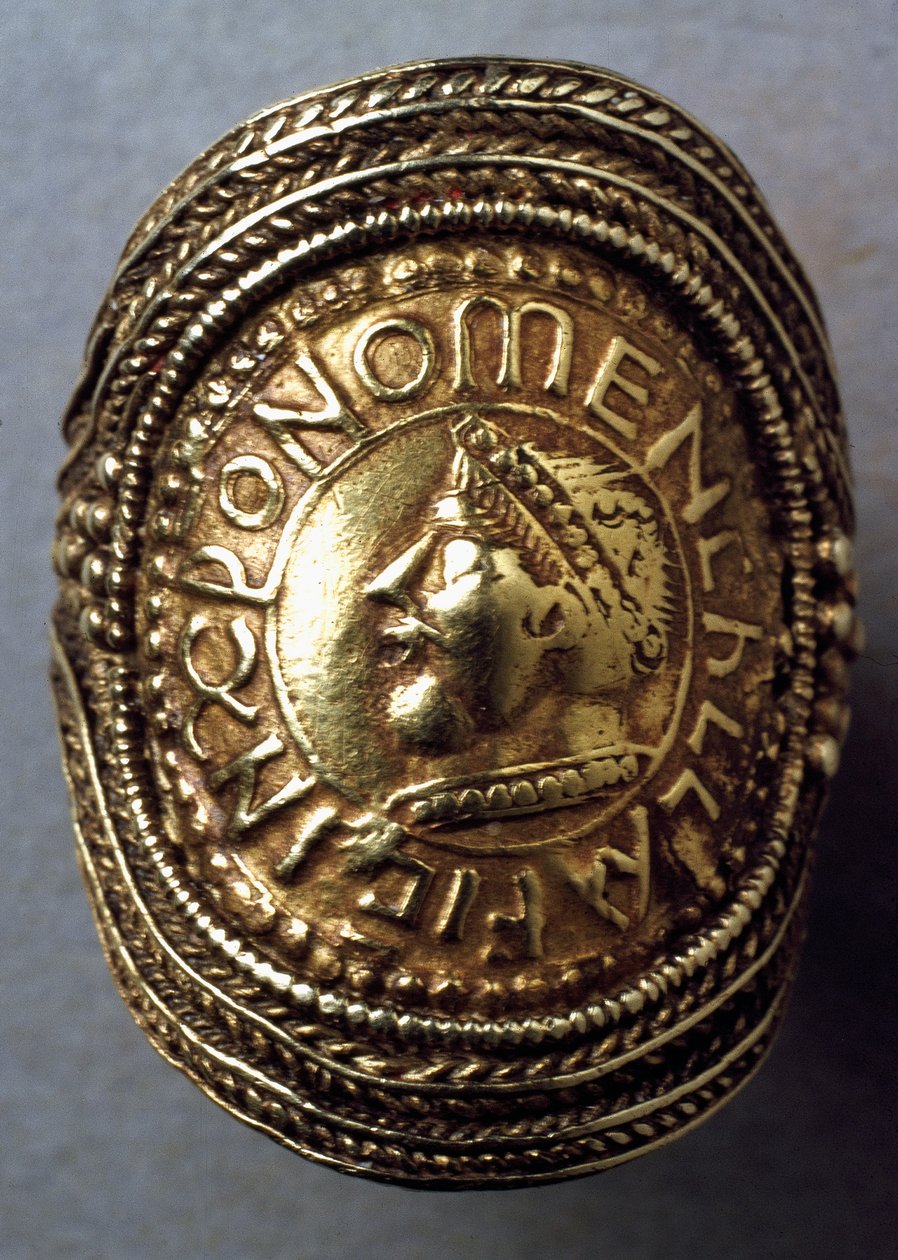 Sen saksisk ring, sandsynligvis fra omkring det 7. århundrede guld detalje af 115707 af Anglo Saxon