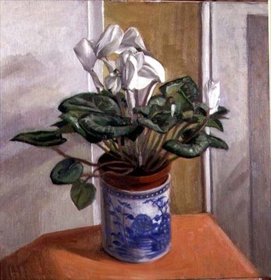 Hvid Cyclamen i en blå vase af Anonymous