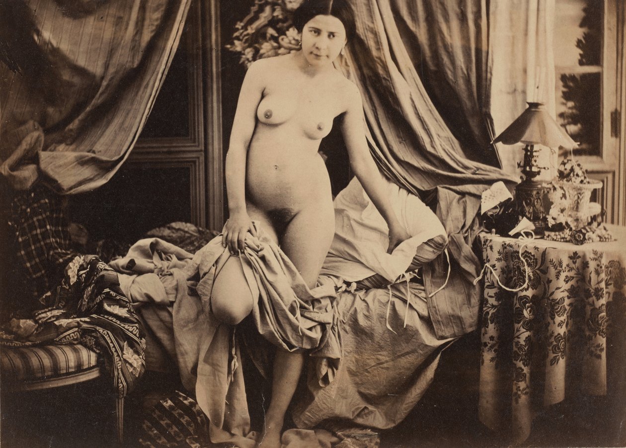 [Nøgen stående ved sengen], ca. 1854. af Auguste Belloc