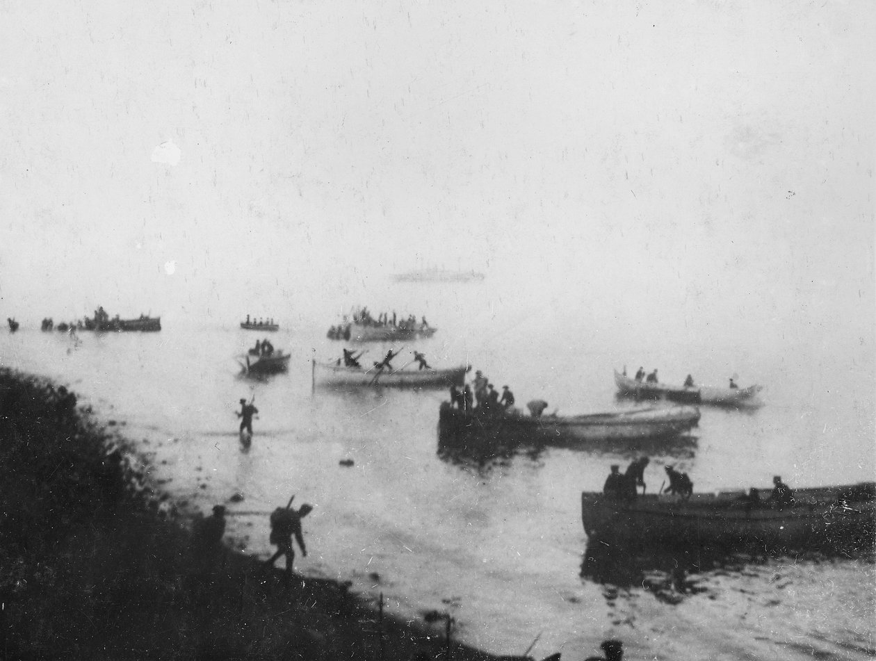 Landing ved Anzac Cove, ca. 1915 af Australian Photographer