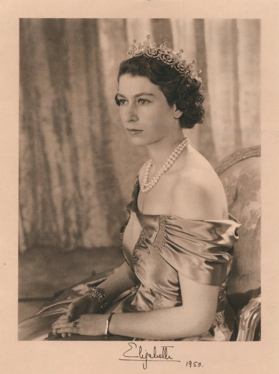 Elizabeth, 1950 af Baron Sterling Henry Nahum