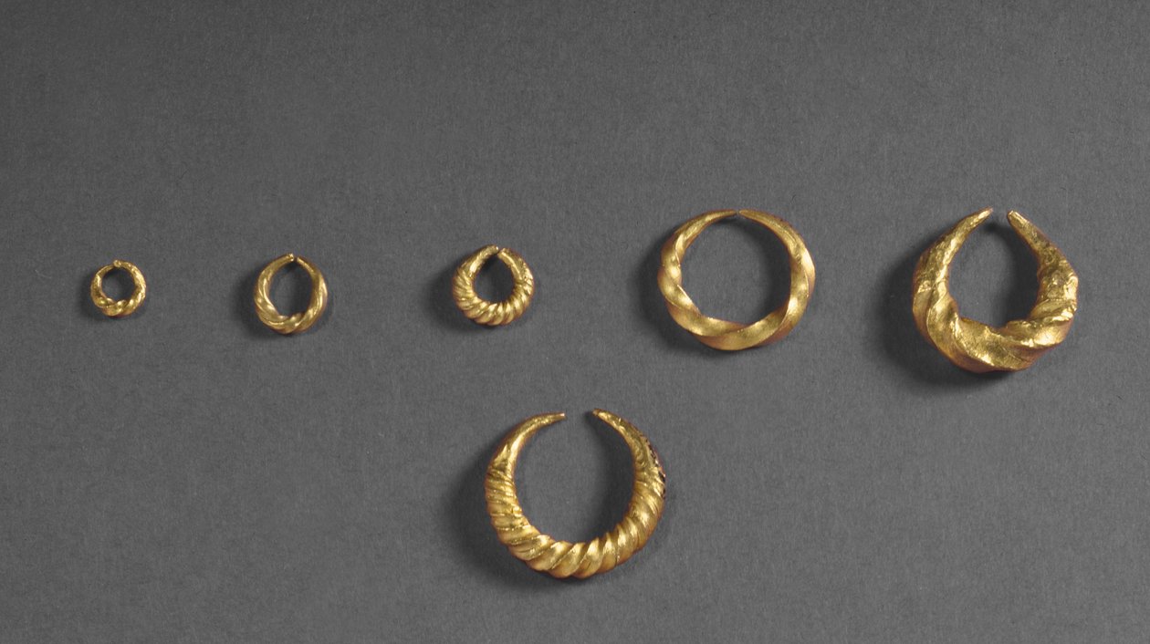 Smykker fra Fresn-la-Mere, Frankrig guld af Bronze Age