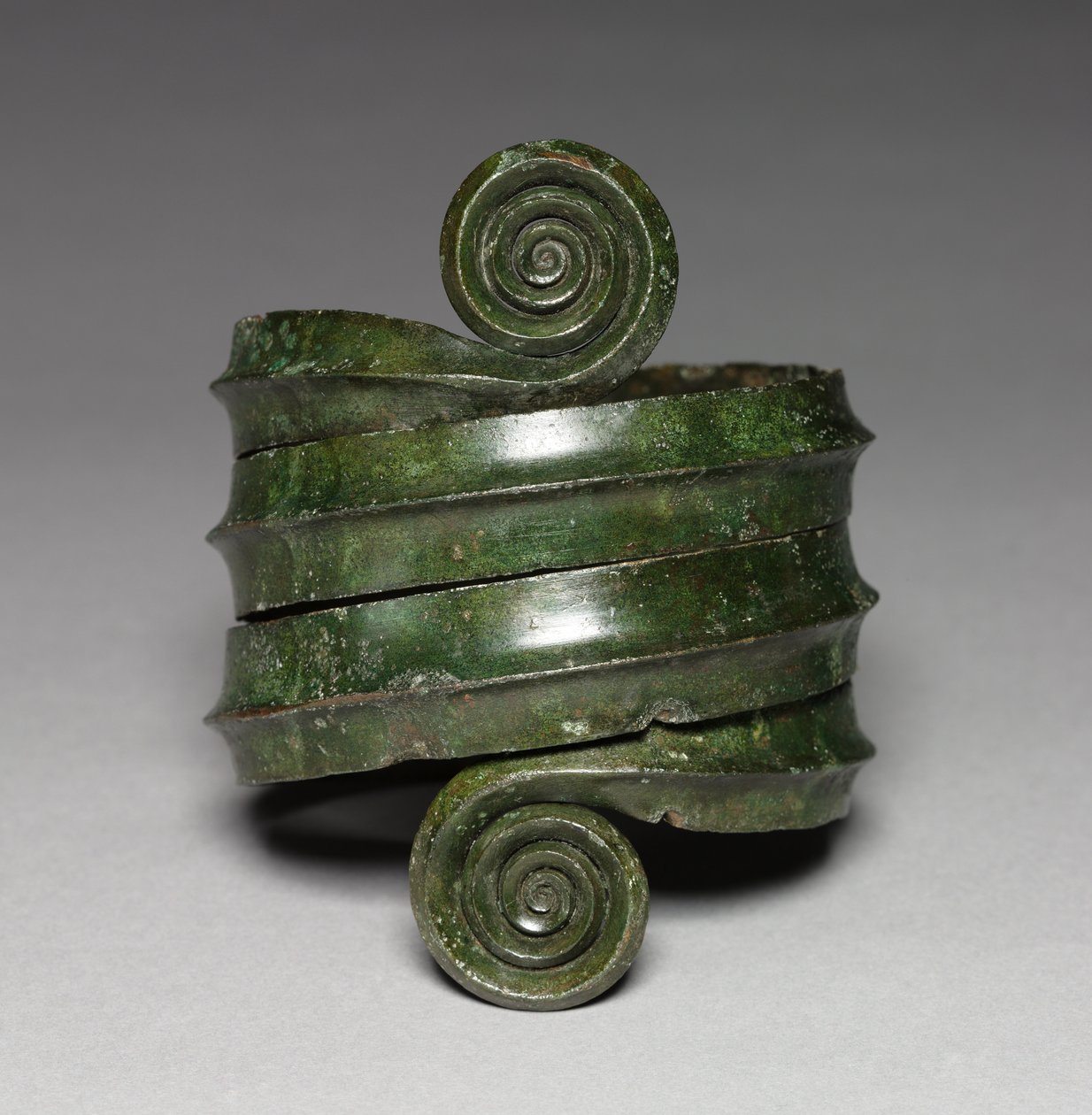 Drejet til Armilla, Ungarn, ca. 1500 f.Kr af Bronze Age
