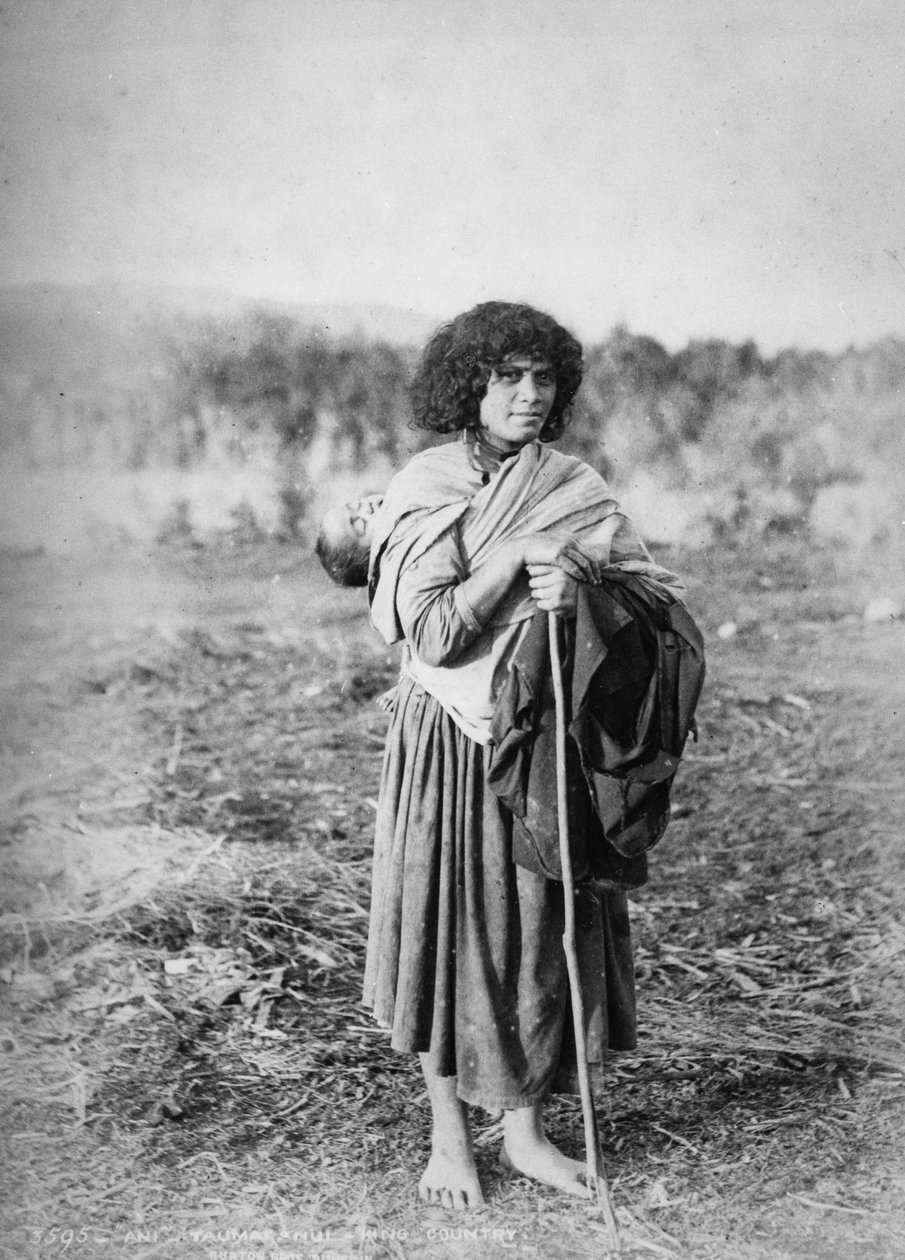 Ani - Taumaranui, Kongeland, 1885 af Burton Brothers Studio