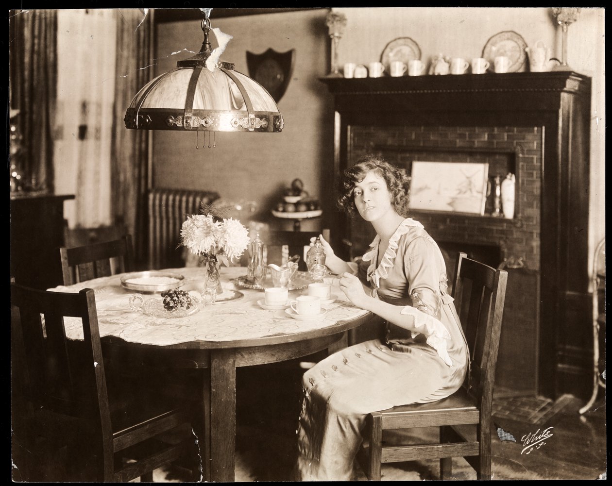 Elsie Janis, 1900-20 (sølvgelatineprint) af Byron Company