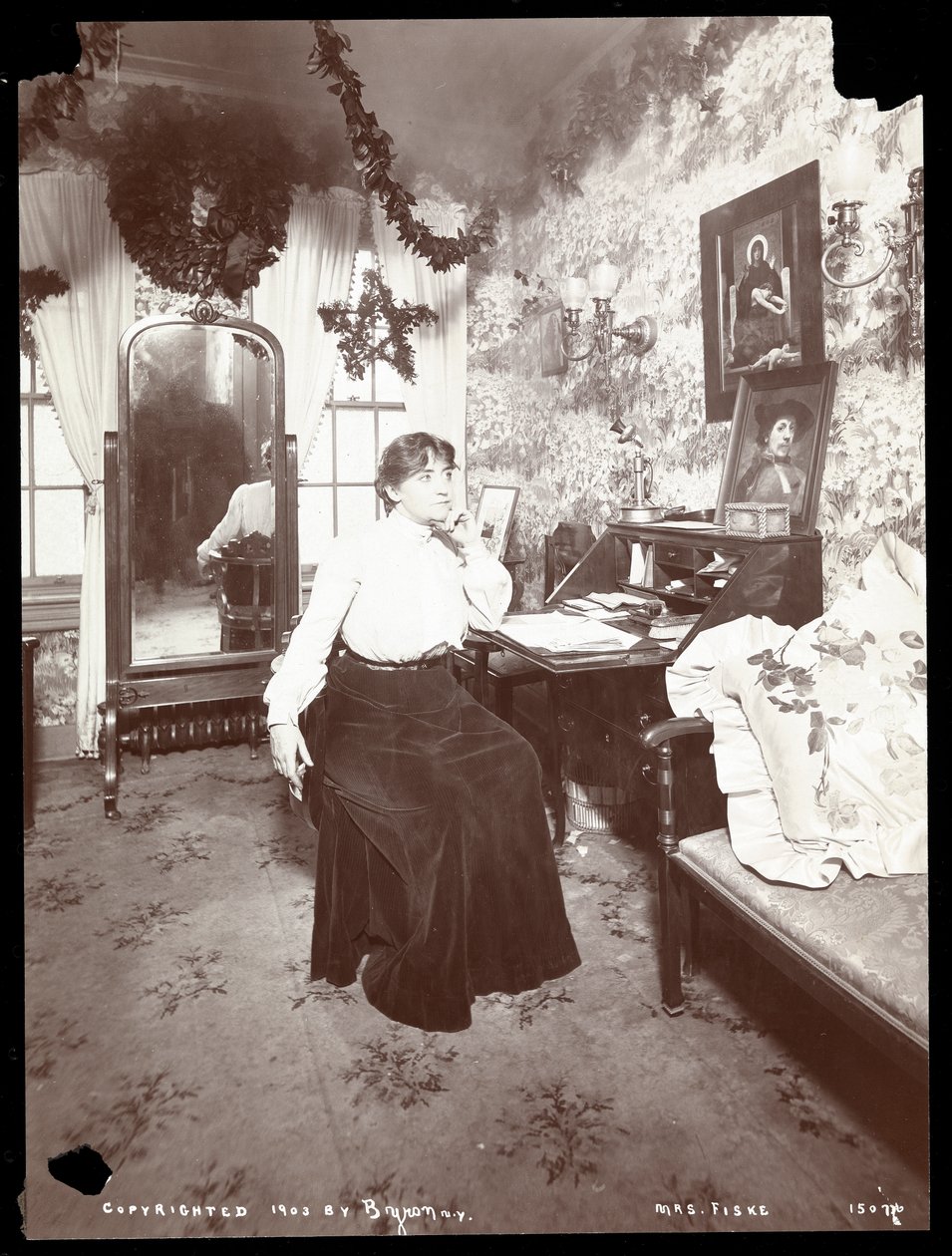 Portræt af Minnie Maddern Fiske, 1903 (sølv gelatinetryk) af Byron Company