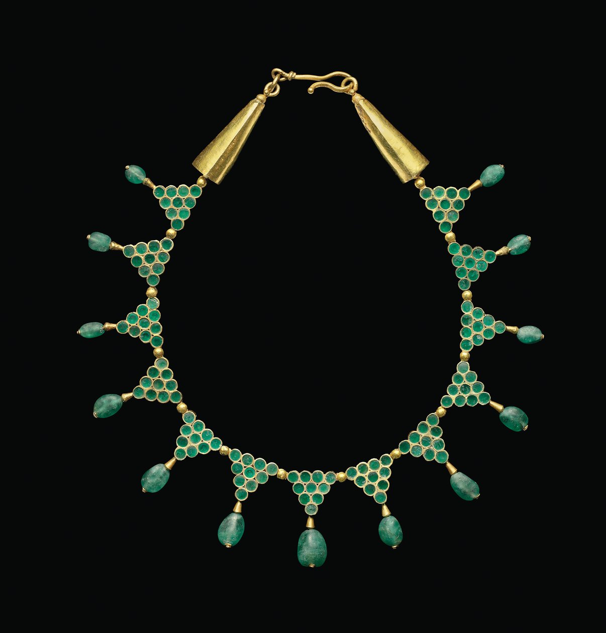 Halskæde, ca. 6. - 7. århundrede (guld og smaragder) af Byzantine Byzantine
