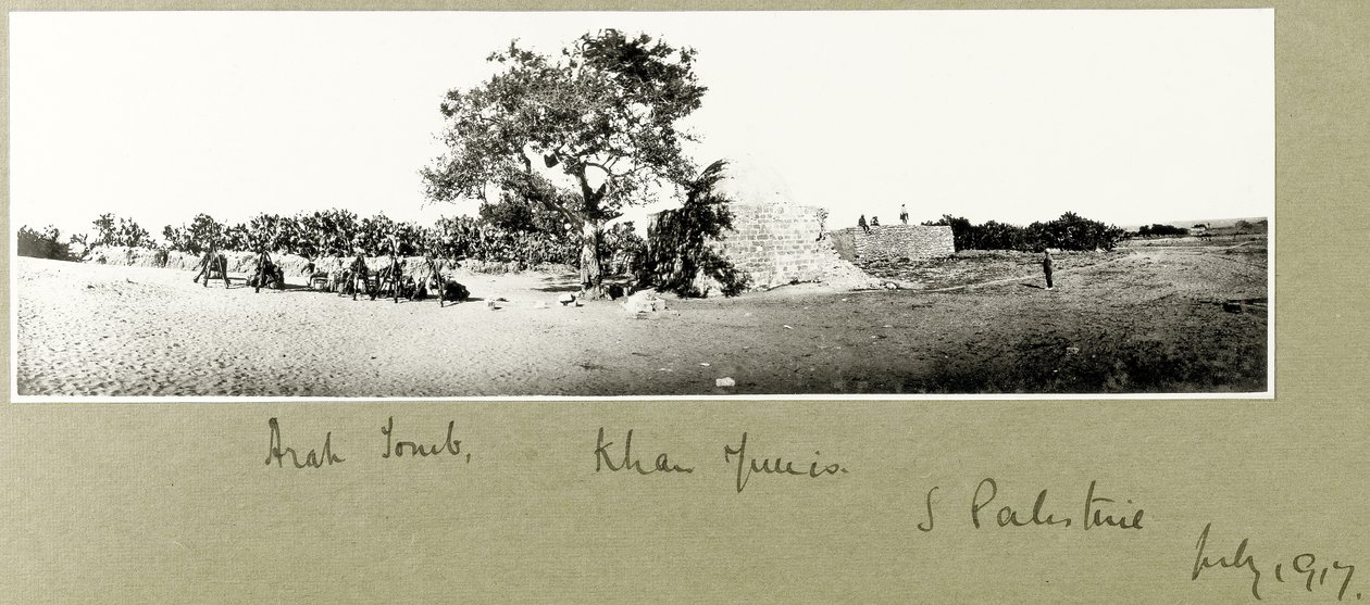 Arabisk grav, Khan Yunis, Sydpalæstina, juli 1917 af Capt. Arthur Rhodes