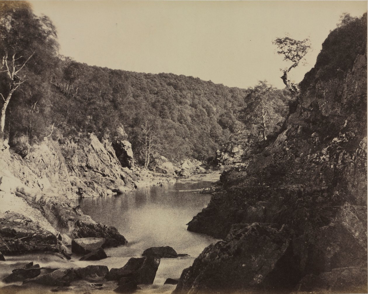River Landscape, Skotland, ca. 1858. af Captain Horatio Ross