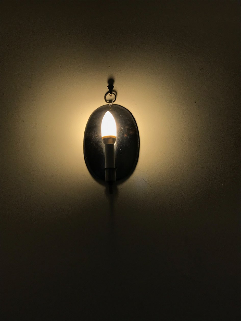 Komposition - Lys, 2019 (foto) af Cécile Jamet