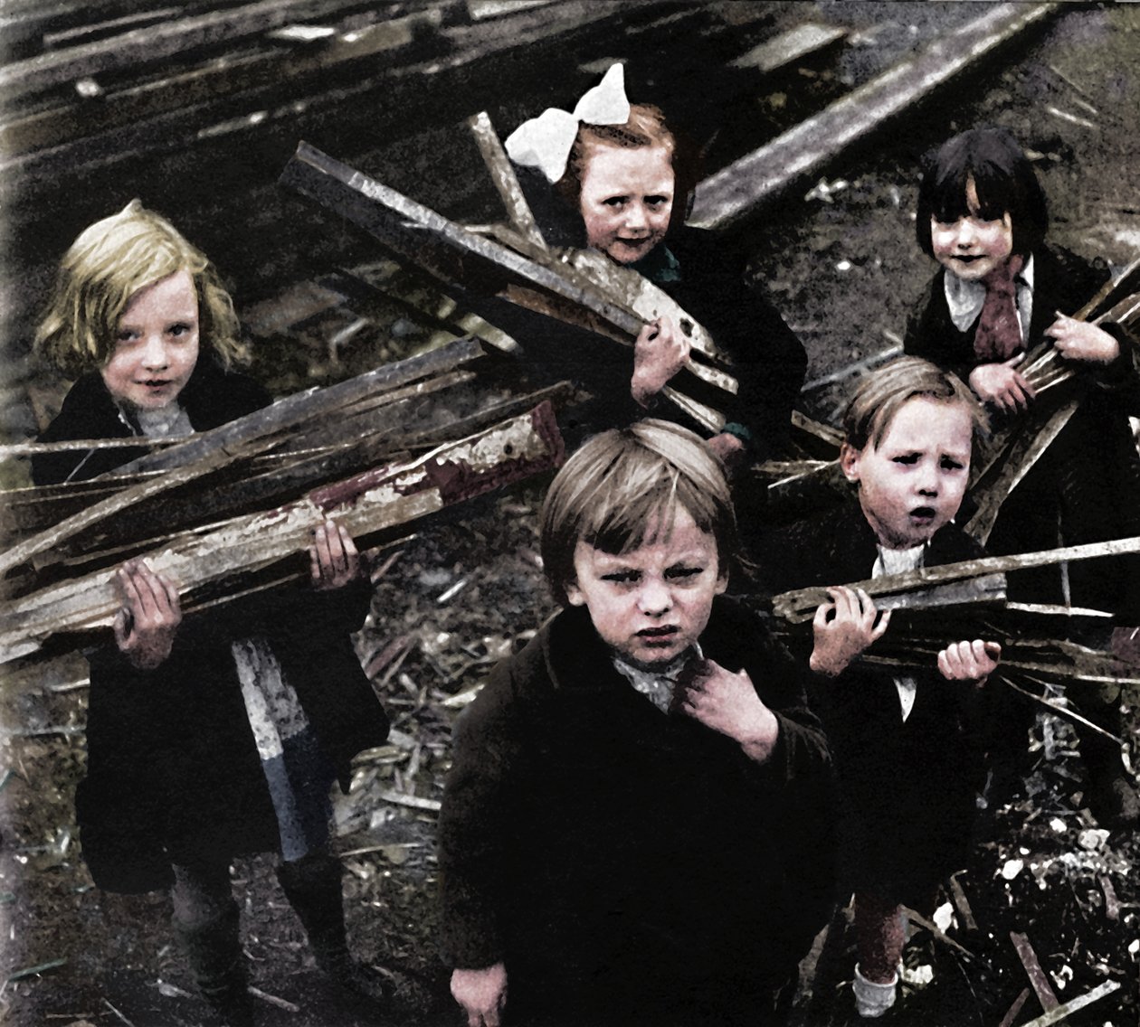 Brænde, 1941 af Cecil Beaton