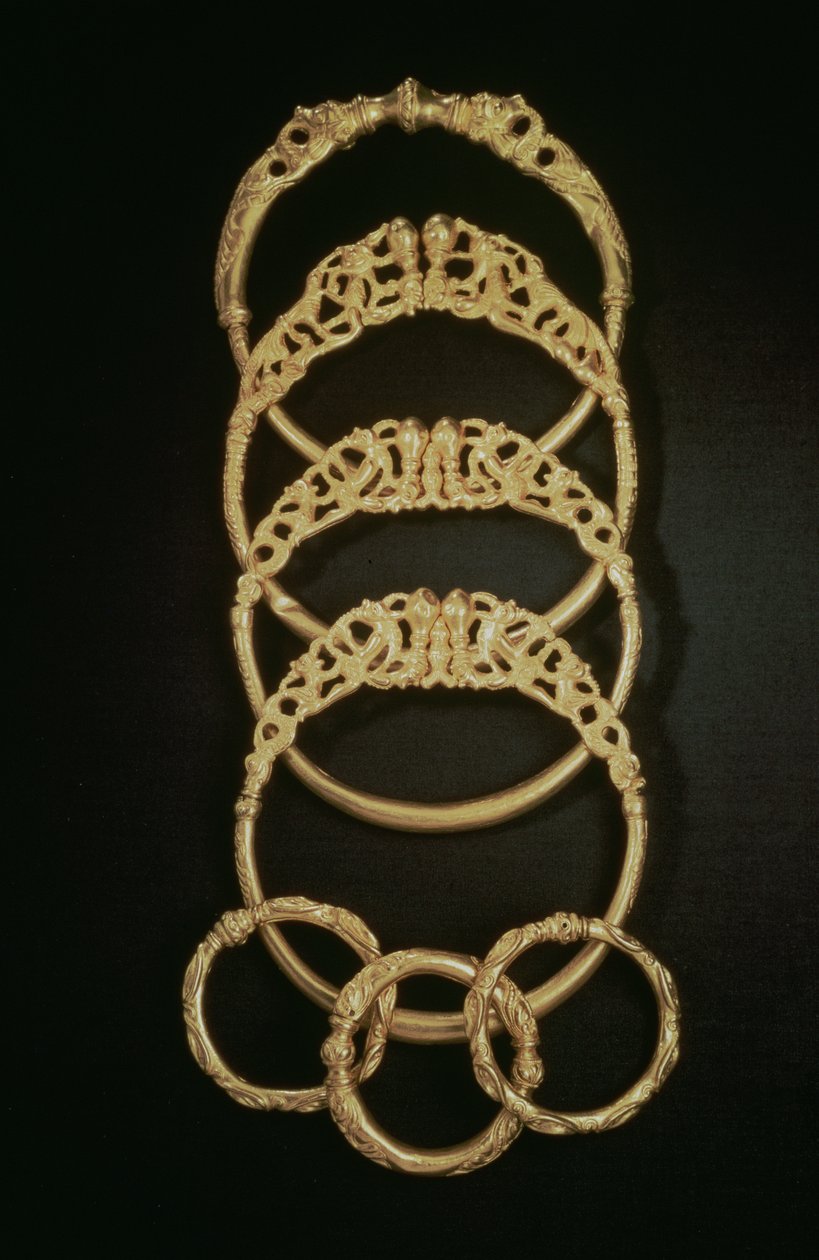 Guldarmbånd fra Ertsfield Treasure, 4. århundrede e.Kr. (guld) af Celtic