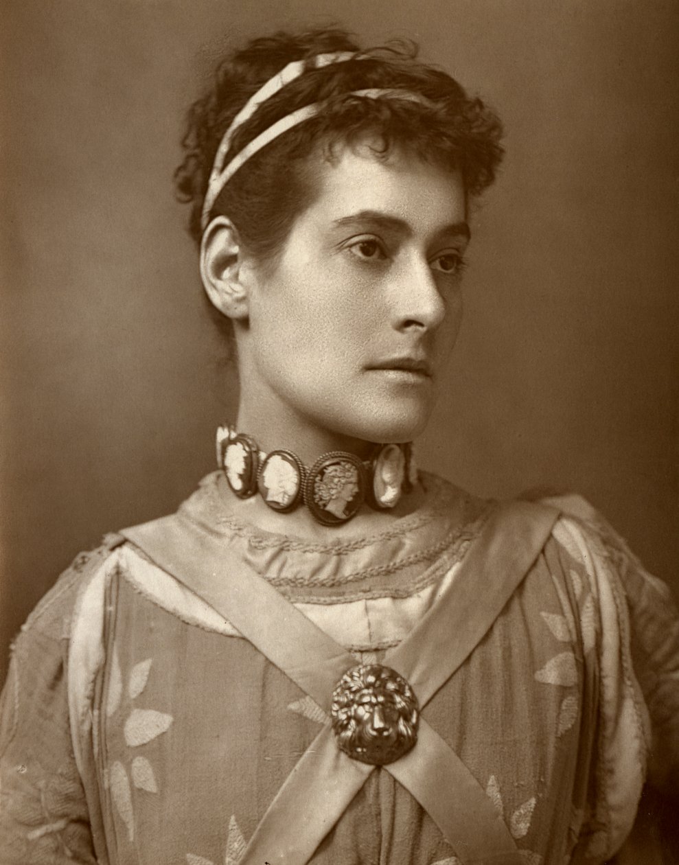 Myra Holme, britisk skuespillerinde, 1884 af Charles A. Long