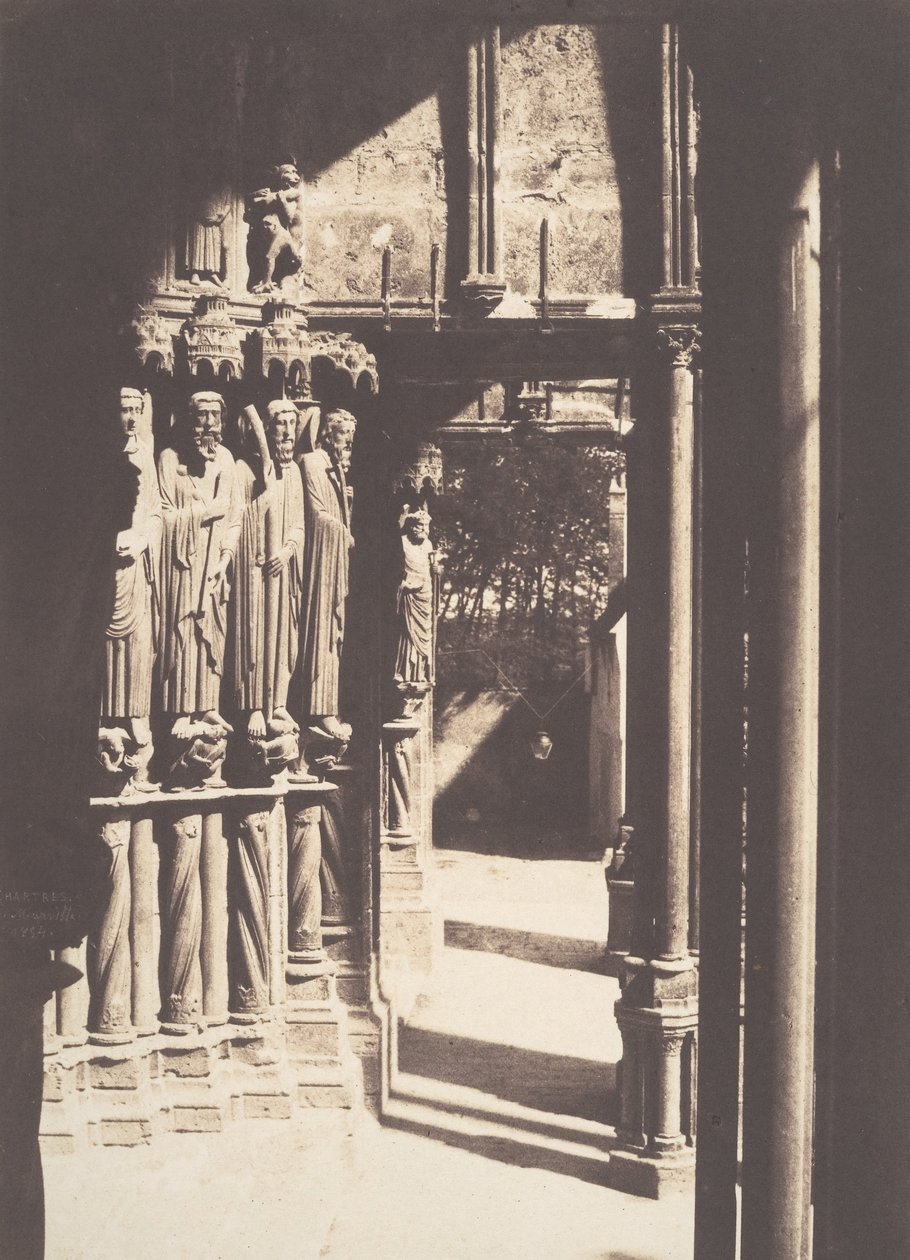 [Sydportal, Chartres Cathedral], 1854. af Charles Marville