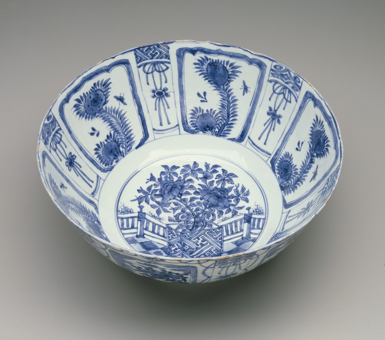 Bowl, c.1640-50dani af Chinese School