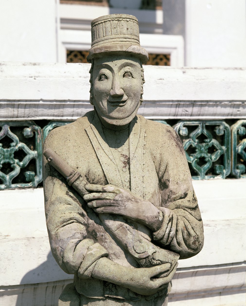 Statue af en europæisk soldat af Chinese School