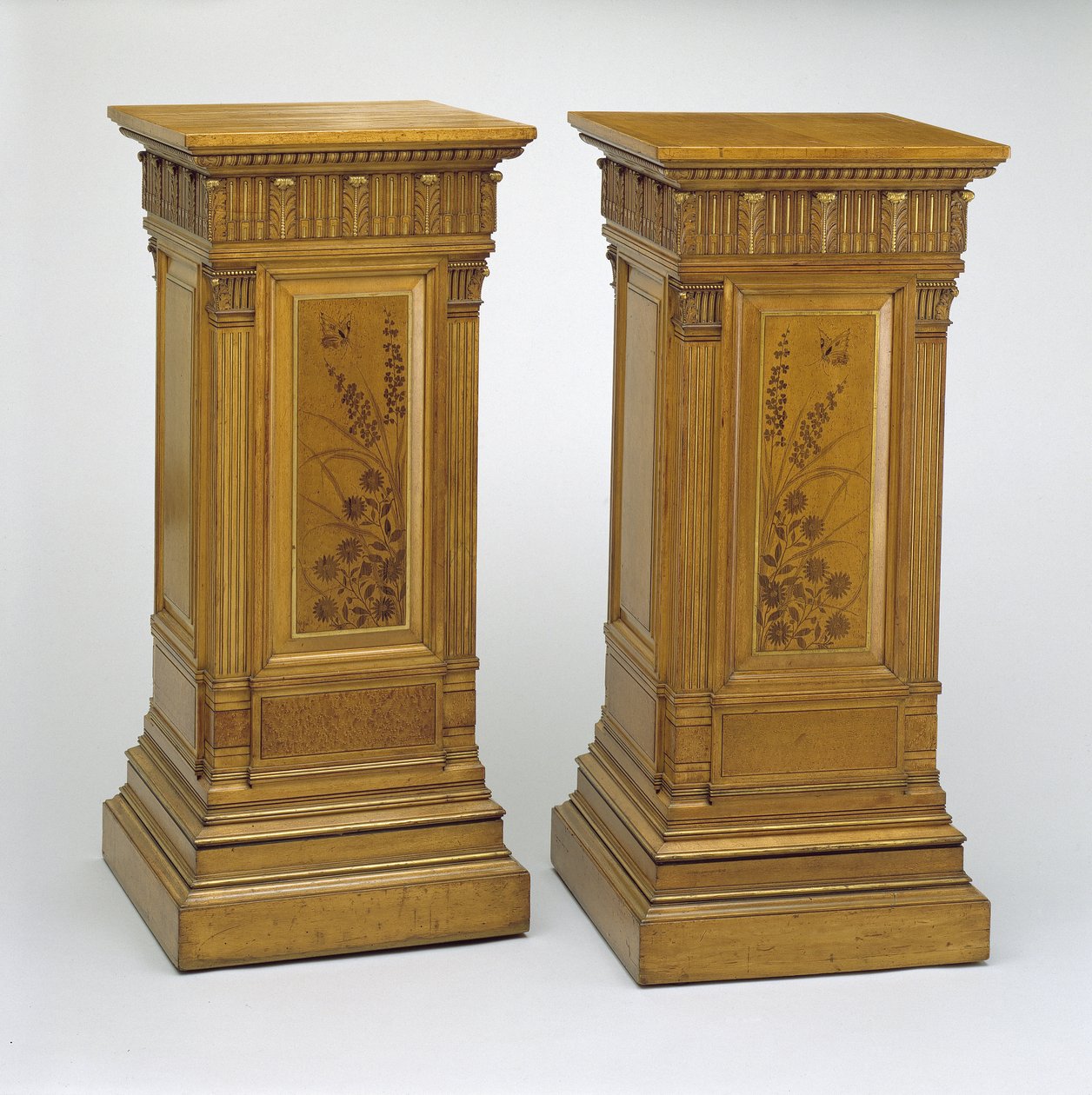 Piedestal af Christian and Gustave  Herter