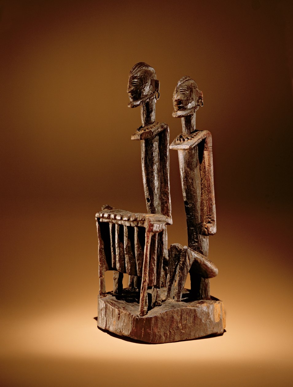 Figurer med xylofon (træ og metal) af Dogon Culture