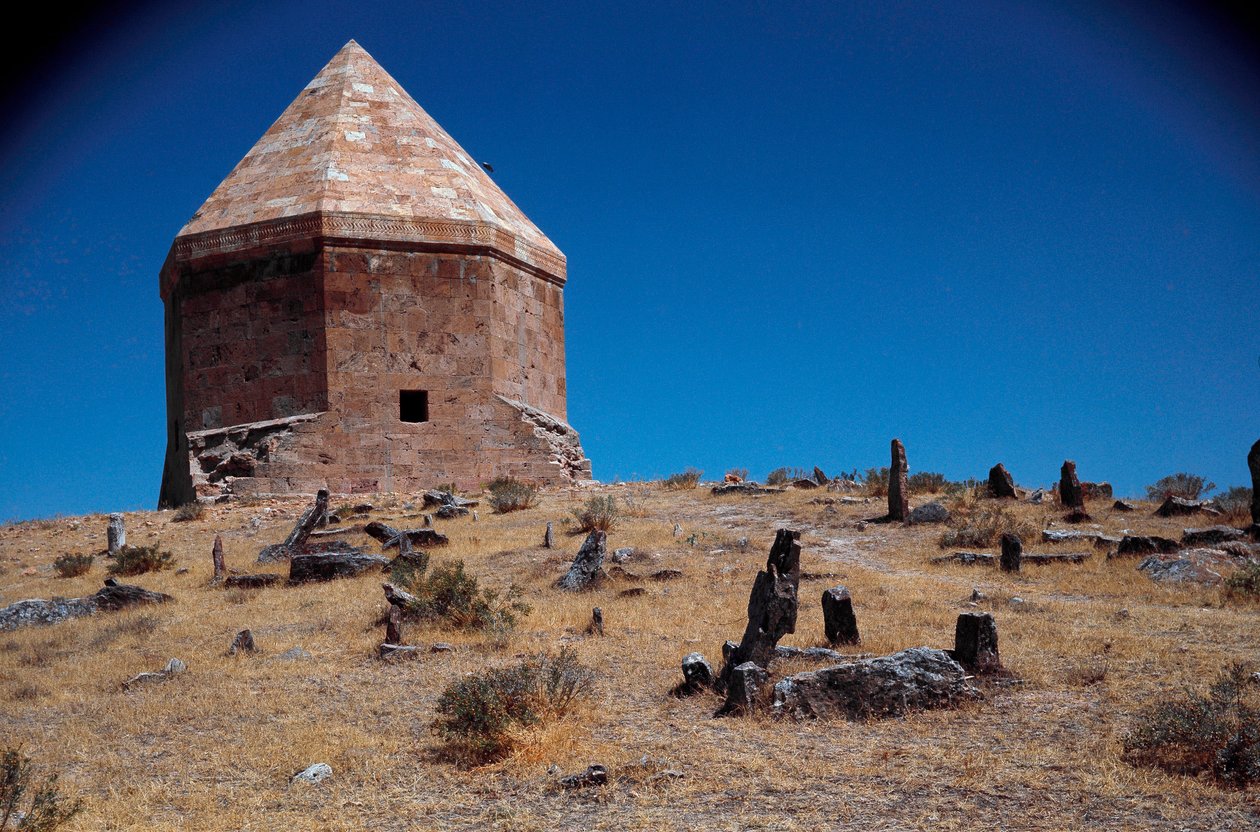 Anonym mausolee på den gamle kirkegård af Dynasty Seljuq
