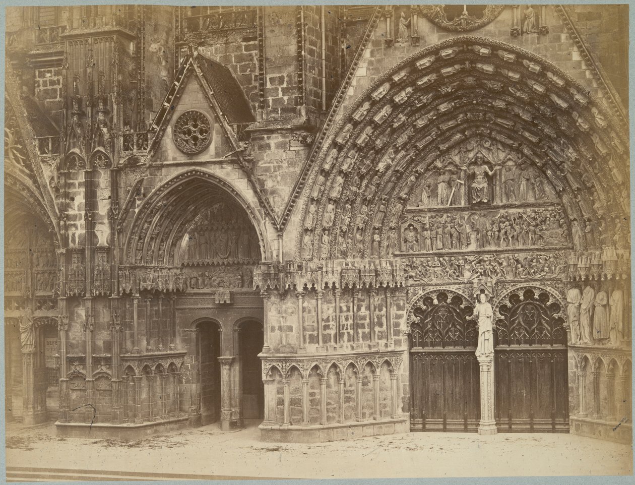 Vestdøren, Bourges af E. Quetier