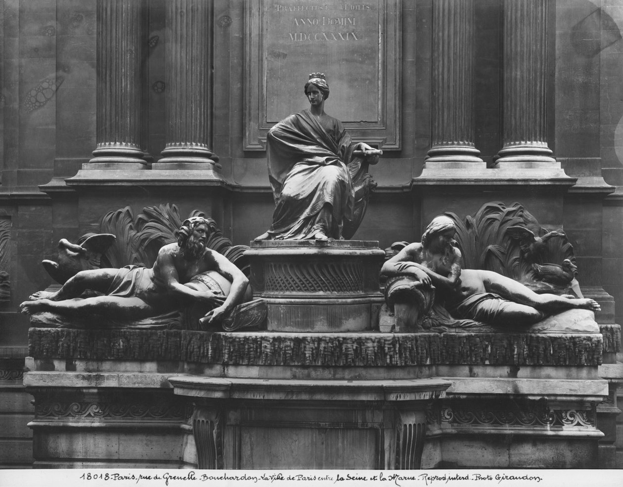 Fountain of the Four Seasons, rue de Grenelle, 1739-46 (detaljer) (se også 346093, 346095, 346096, 346097) af Edmé Bouchardon