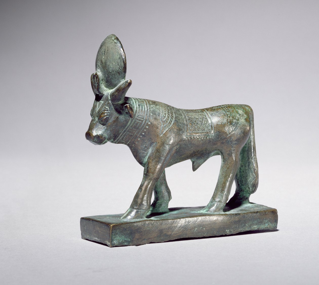 Apis Bull (bronze) af Egyptian