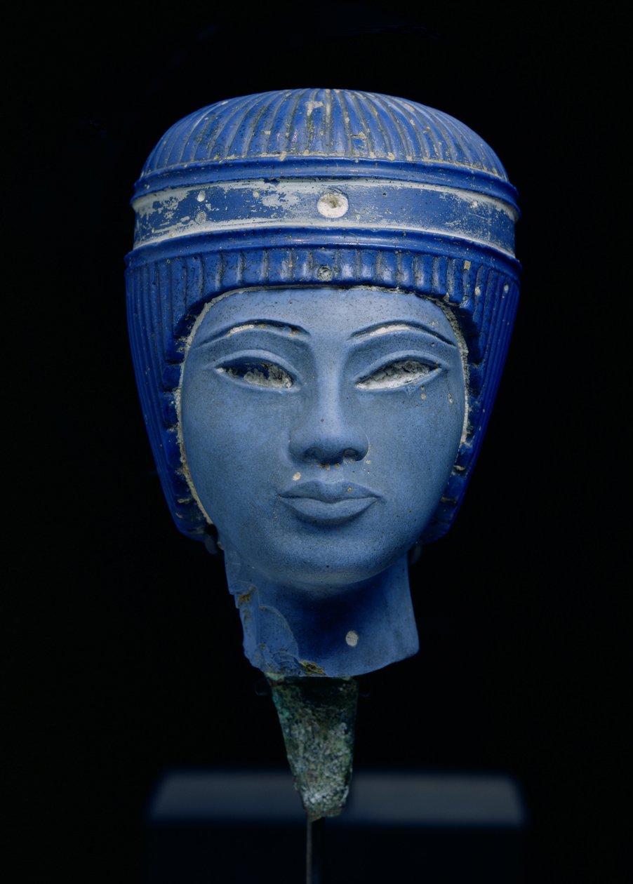 Falsk kongehoved, oprindeligt anset for at være Tutankhamon (presset glas) (se også 93797) af Egyptian