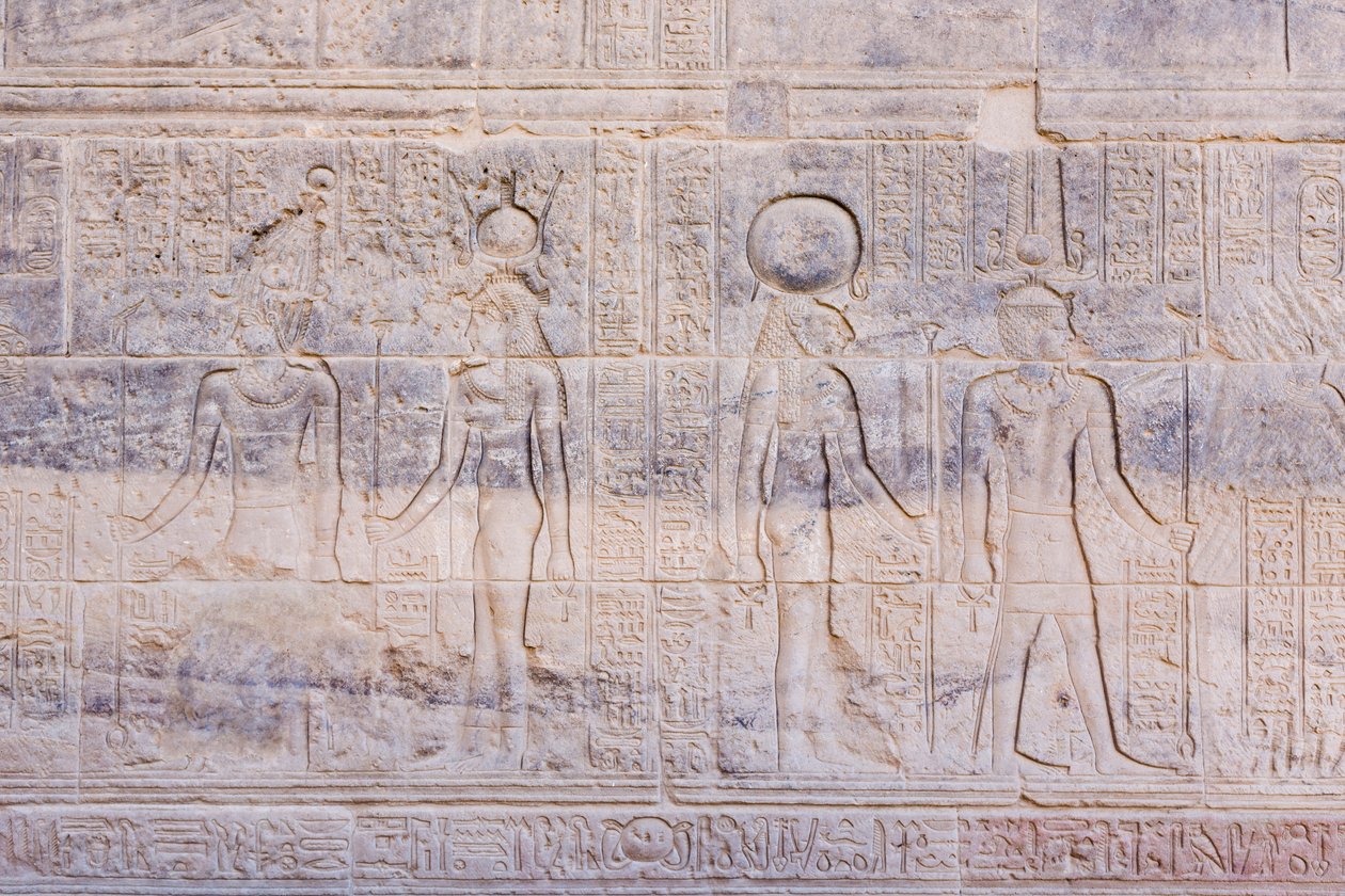 Relieffer ved Philae-templet, Aswan, Egypten af Egyptian 30th Dynasty