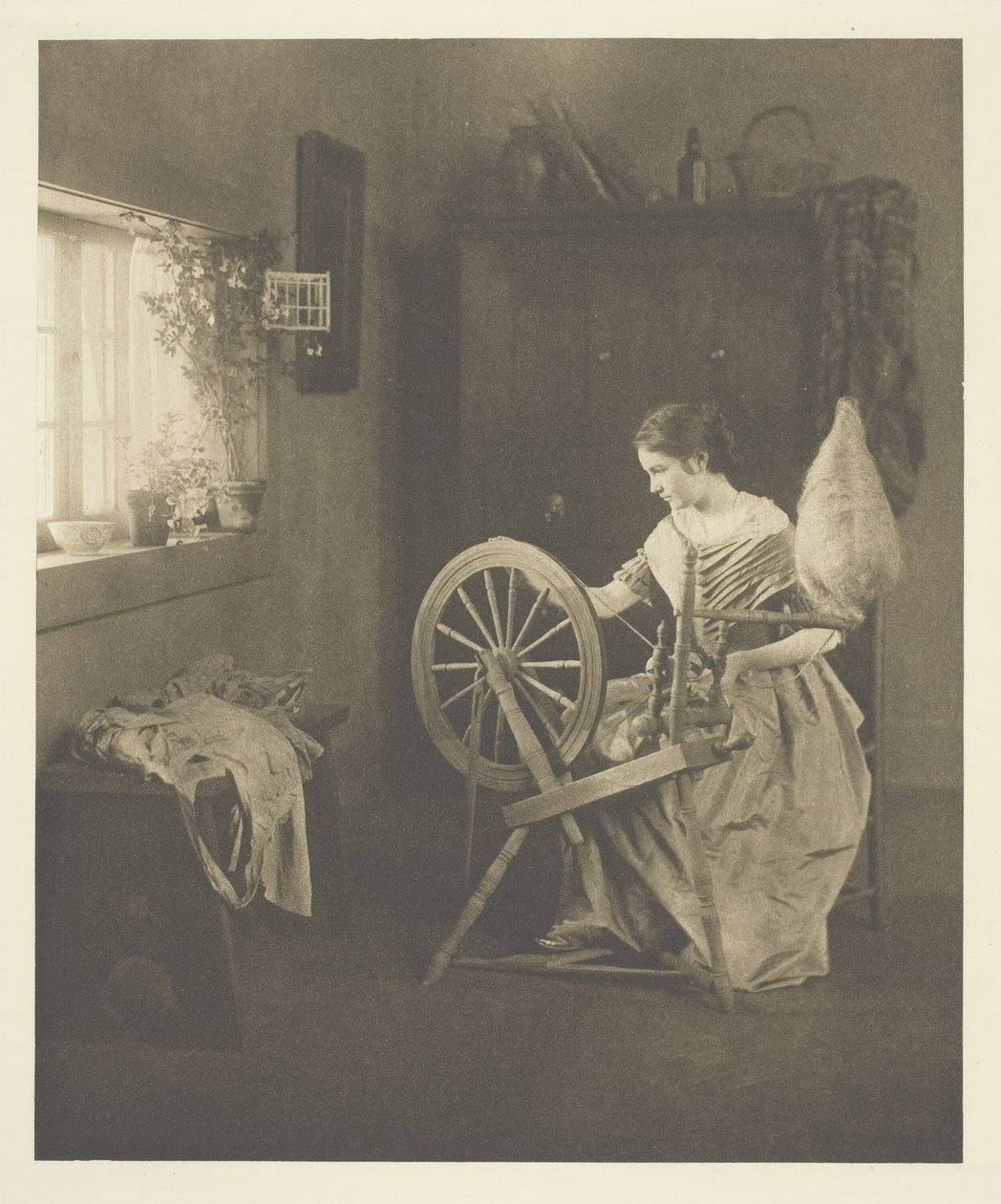 Spinding, ca. 1898. af Emilie V. Clarkson