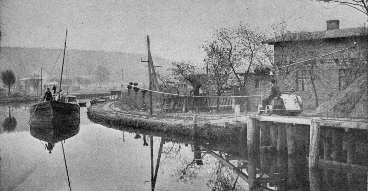 En bil trækker en pram op ad Finow-kanalen i Tyskland, illustration fra Kongen, 1. juni 1901 af English Photographer