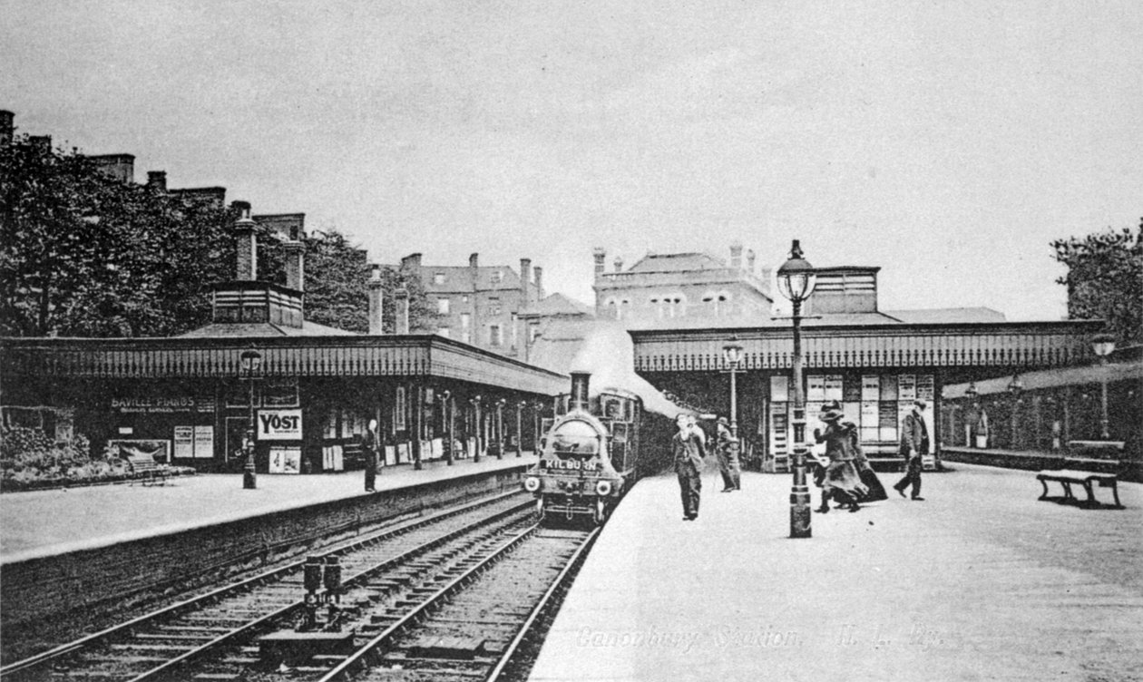 Canonbury Station, Islington, ca. 1905 af English Photographer